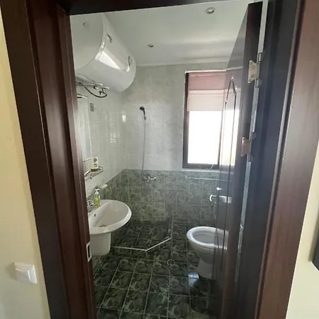 велика гардън - акация 6 Lozenets