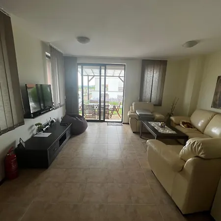 велика гардън - акация 6 Villa *