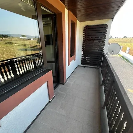 велика гардън - акация 6 * Łozenec
