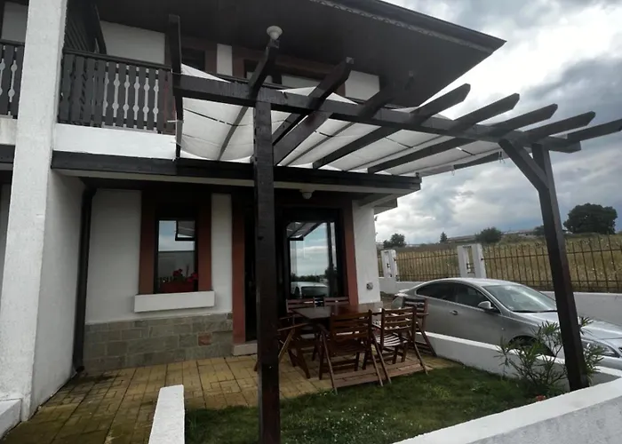 велика гардън - акация 6 Lozenets